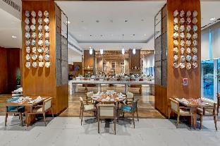 crowne plaza muscat ocec by ihg