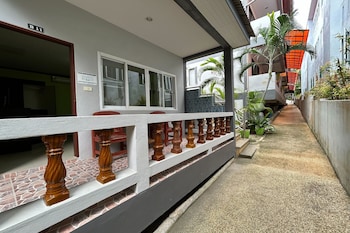 me mee place and tour krabi