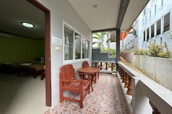 me mee place and tour krabi