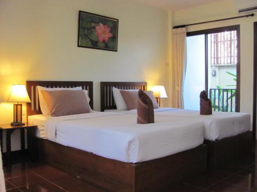 riverside house hotel