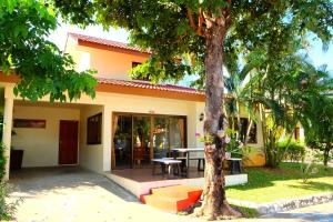 new travel beach resort