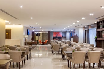 m hotel makkah by millennium