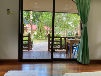 kaibae hut resort