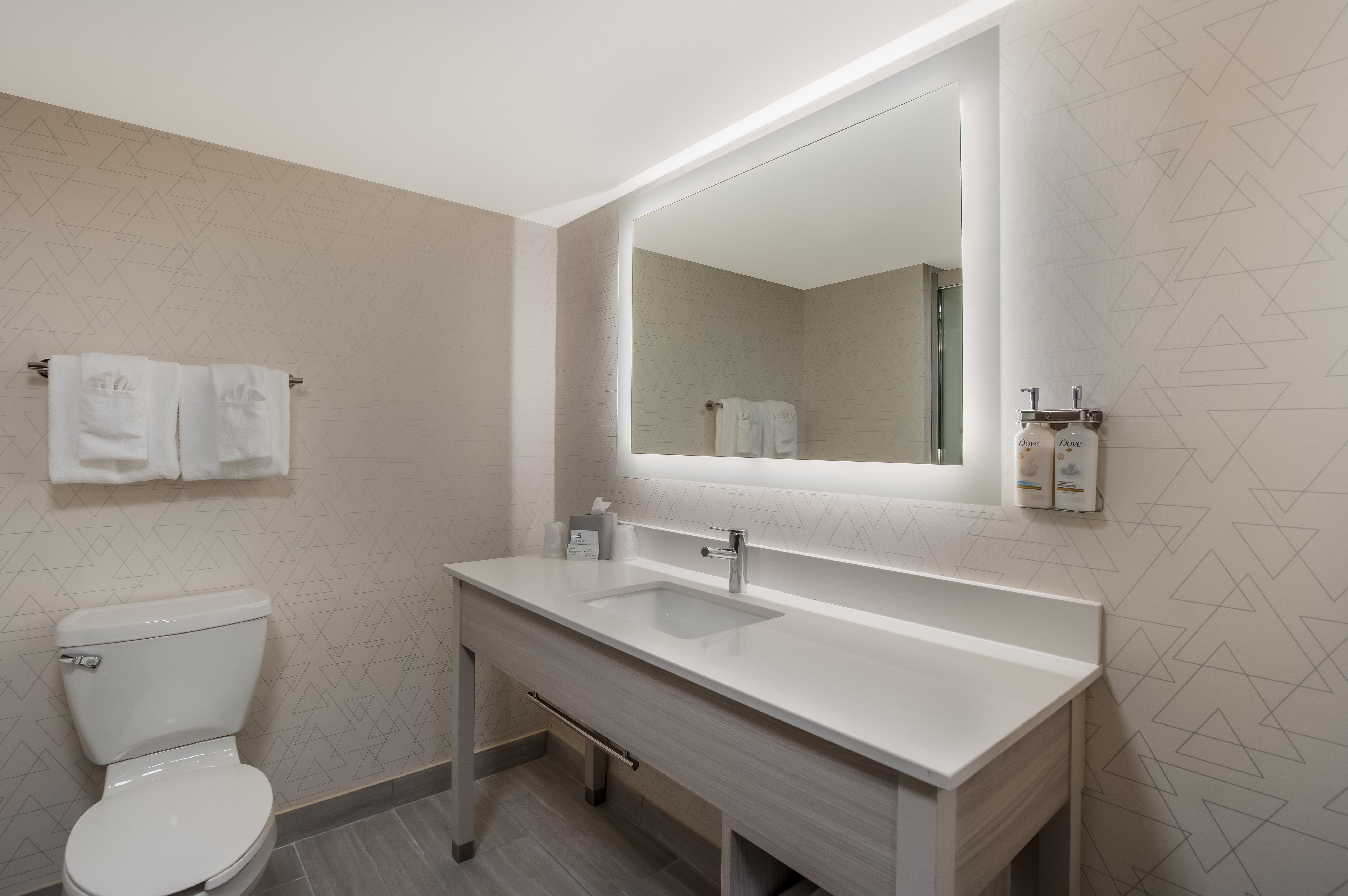 holiday inn express and suites lexington by ihg