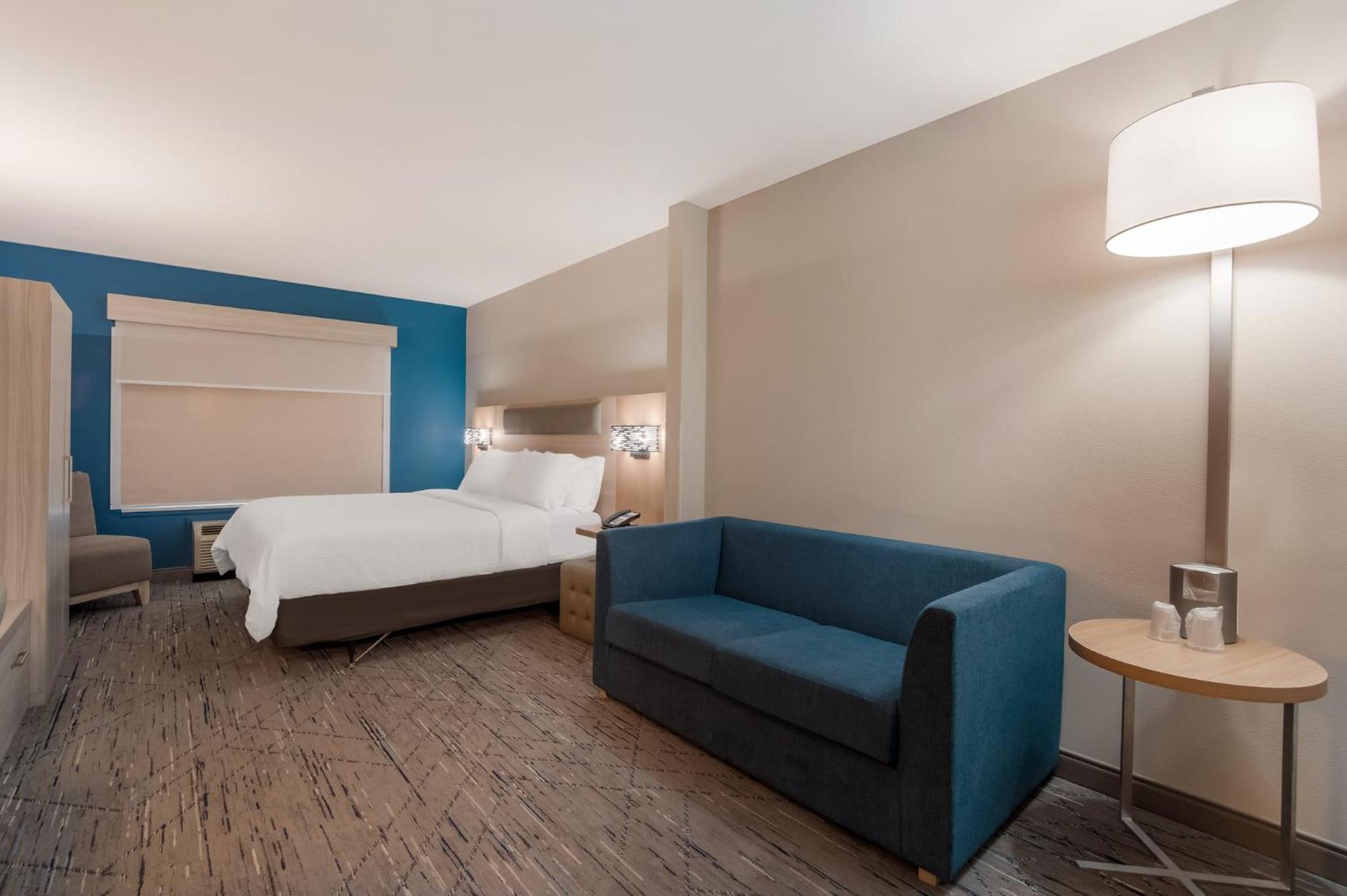 holiday inn express and suites lexington by ihg