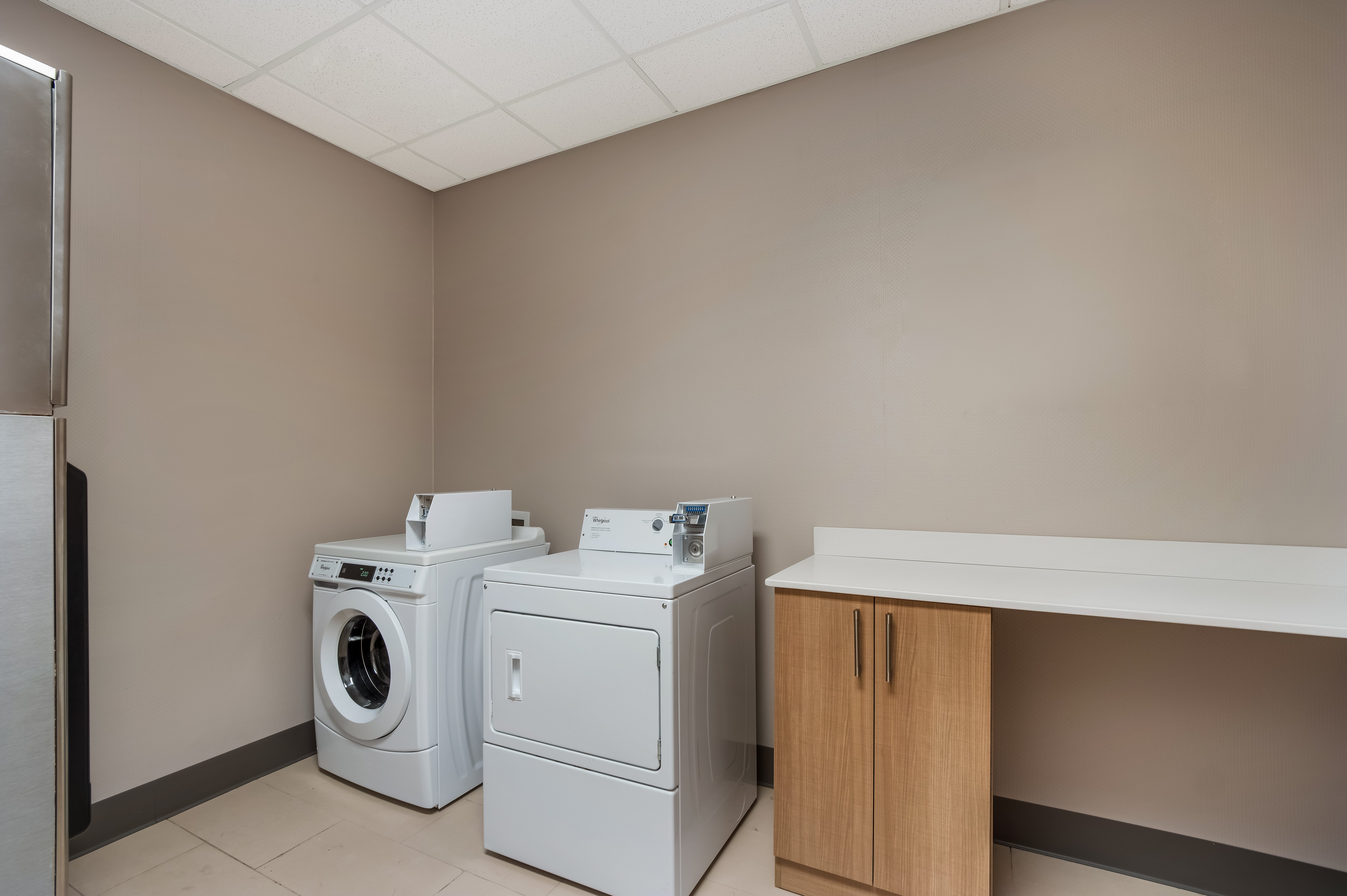 holiday inn express and suites lexington by ihg