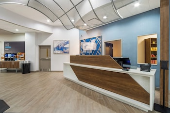 Holiday Inn Express & Suites Lexington By Ihg,Lexington>>Columbia,3 star