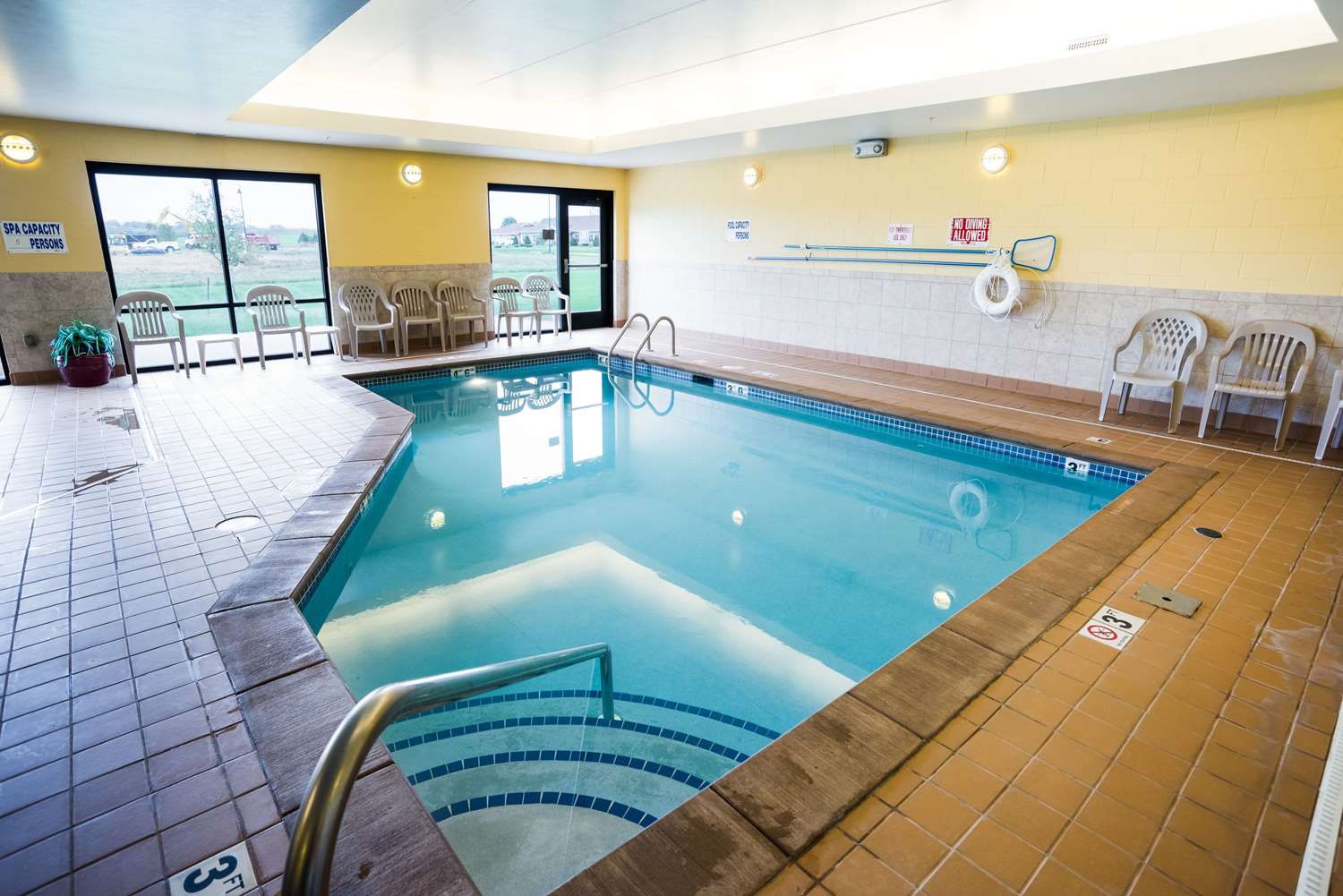 holiday inn express rochester south mayo area by ihg