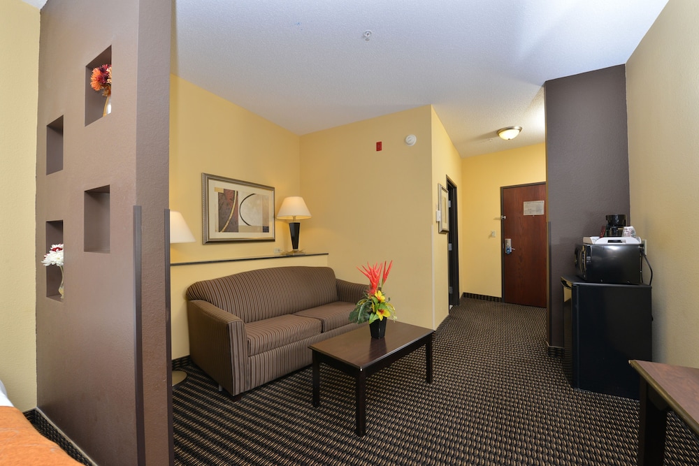 holiday inn express rochester south mayo area by ihg