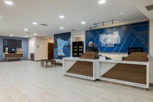 holiday inn express rochester south mayo area by ihg