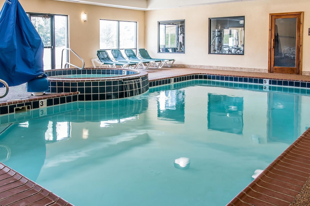 comfort suites south bend near casino