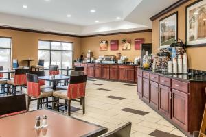 comfort suites south bend near casino