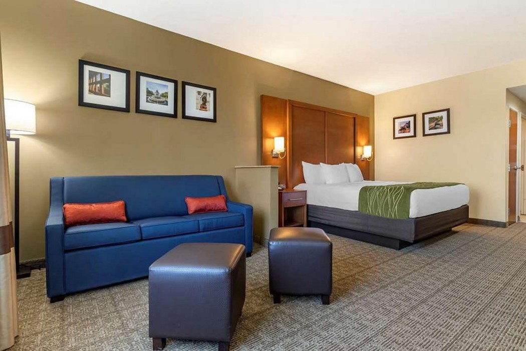 comfort inn and suites