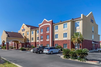 comfort inn and suites