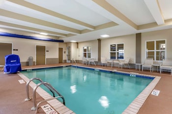 comfort inn and suites
