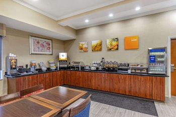 comfort inn and suites