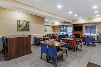 comfort inn and suites