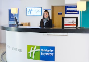 holiday inn express cambridge by ihg