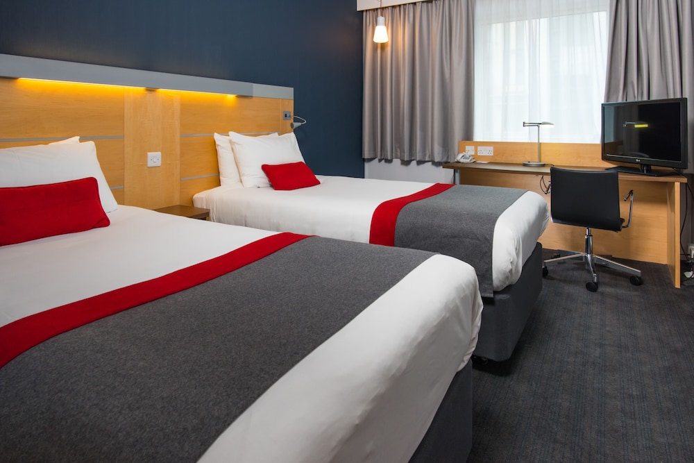 holiday inn express cambridge by ihg