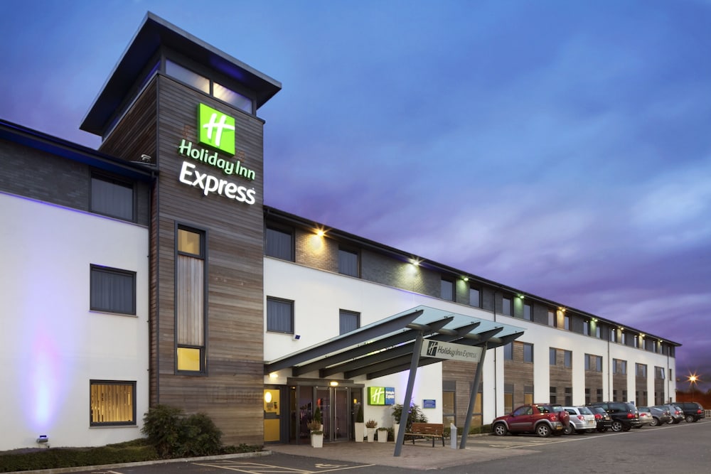 holiday inn express cambridge by ihg