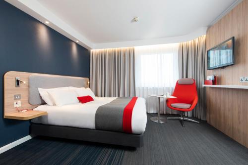 holiday inn express cambridge by ihg