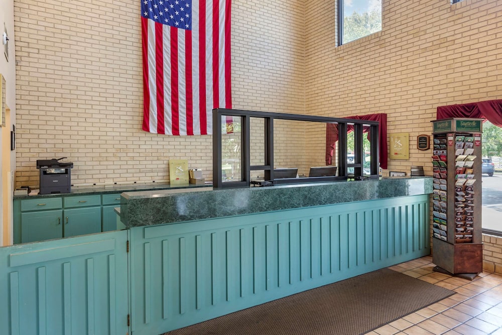 econo lodge