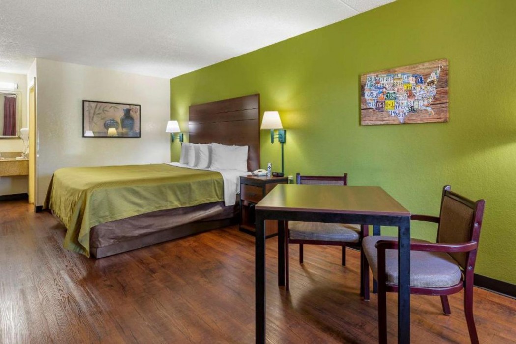 econo lodge
