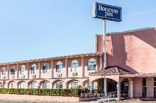rodeway inn near melrose ave