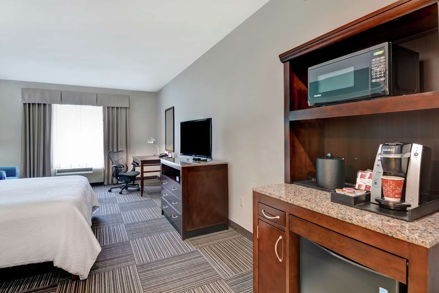 hilton garden inn fayettevile
