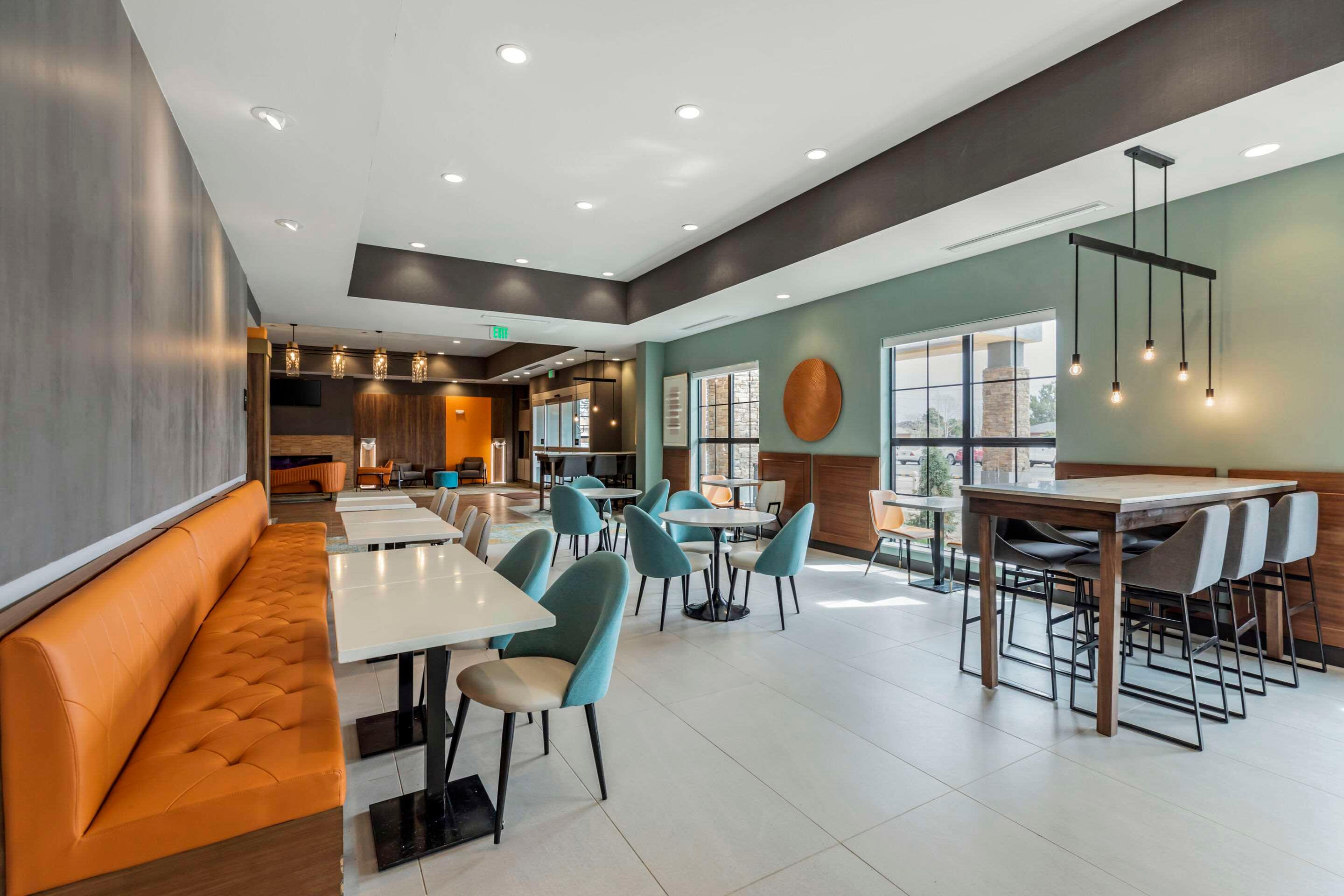 comfort suites cheyenne