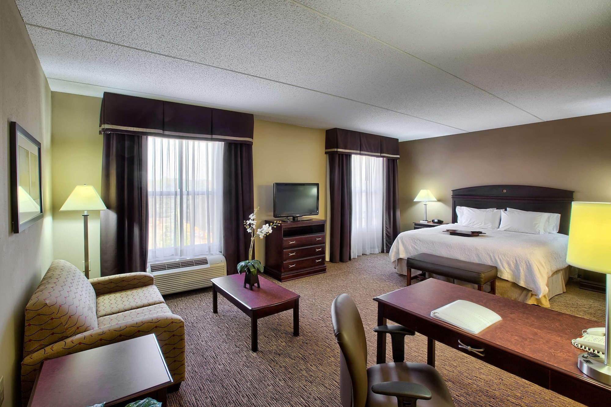 hampton inn and suites burlington nc