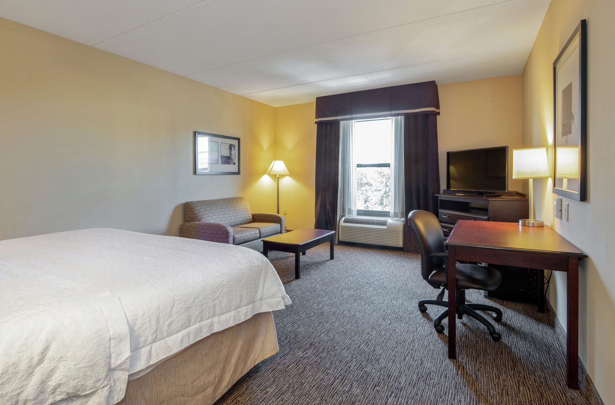 hampton inn and suites burlington nc