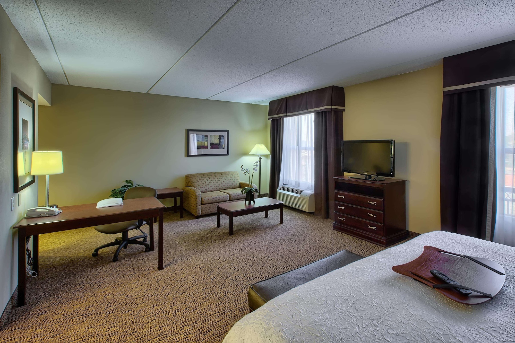 hampton inn and suites burlington nc