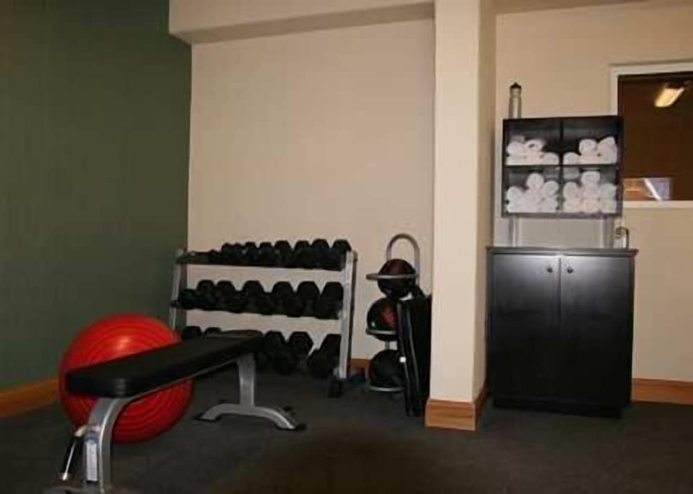 hampton inn garden city