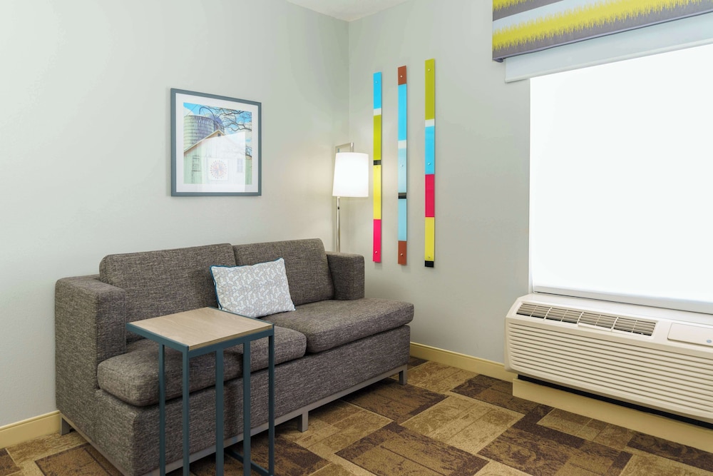 hampton inn garden city