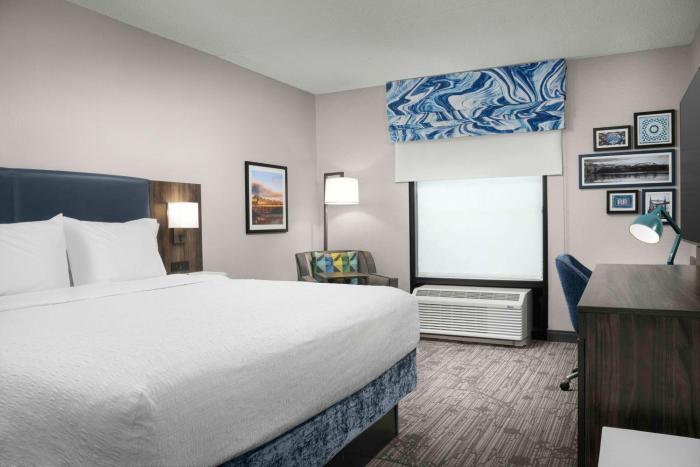hampton inn easton