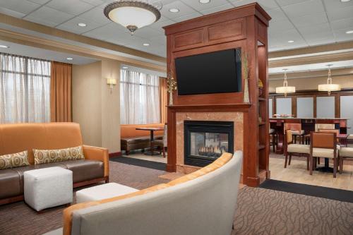 hampton inn easton
