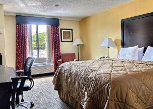 quality inn and suites greenville near downtown