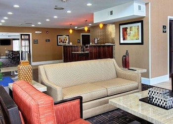 Quality Inn & Suites Greenville Near Downtown,Greenville - Spartanburg>>Greenville,3 star