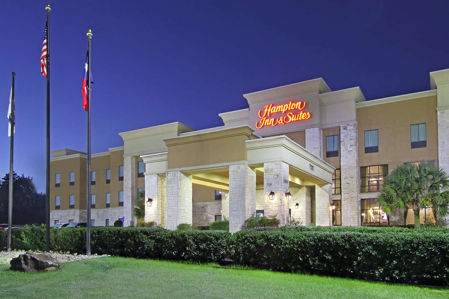 hampton inn and suites buffalo