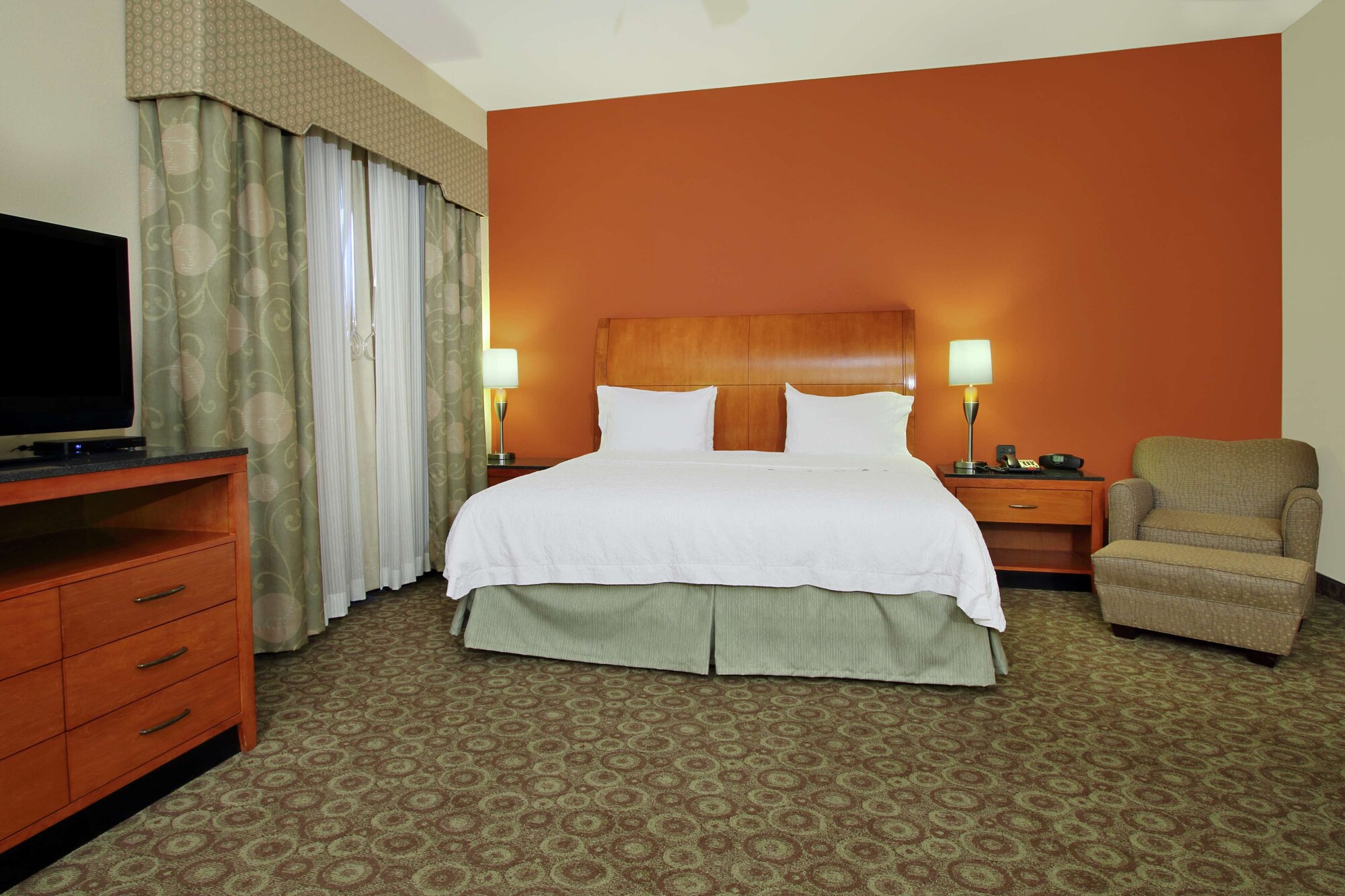 hampton inn and suites buffalo