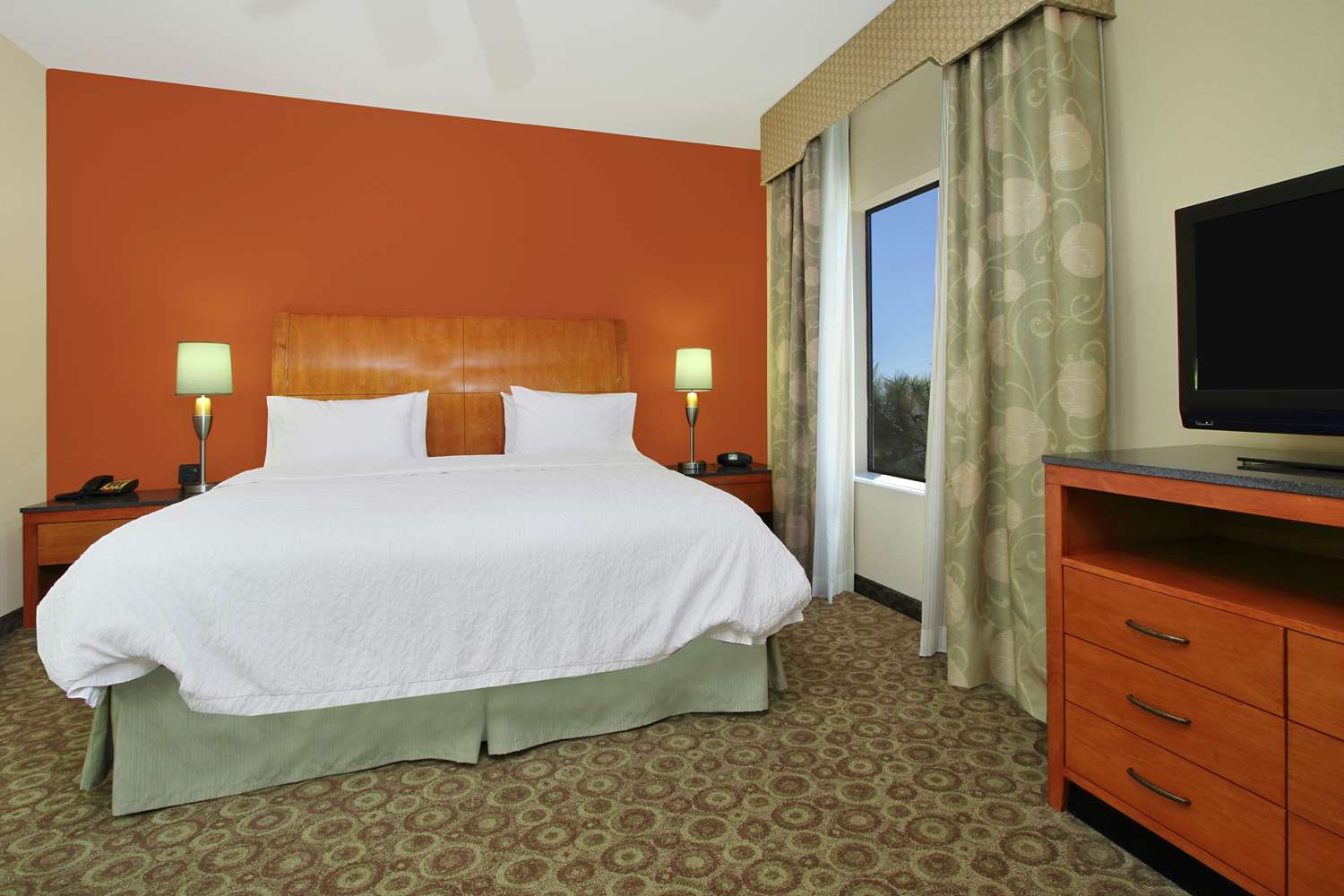 hampton inn and suites buffalo