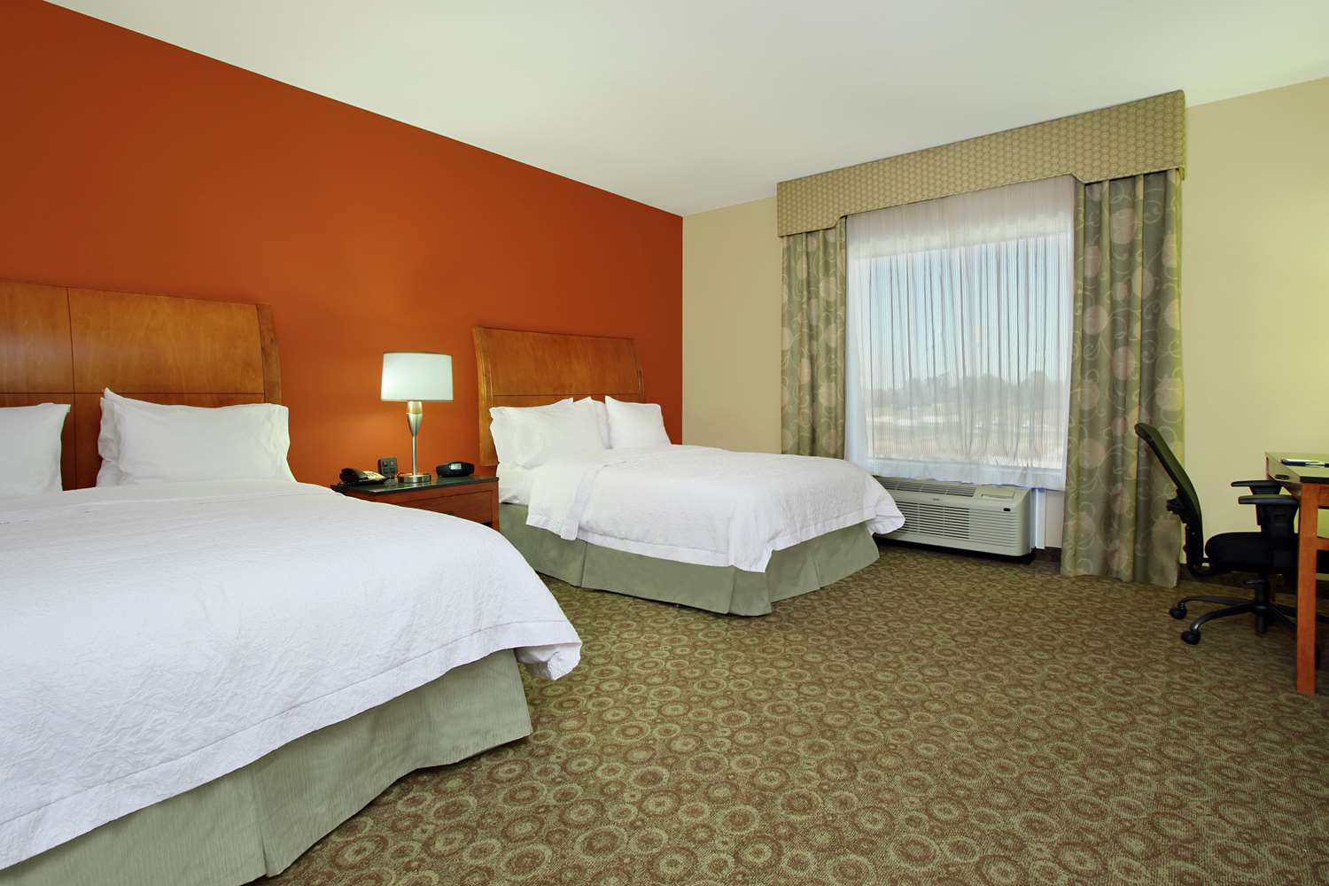 hampton inn and suites buffalo