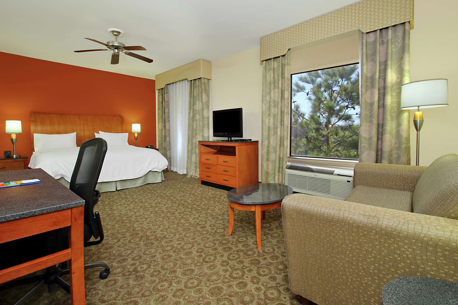hampton inn and suites buffalo