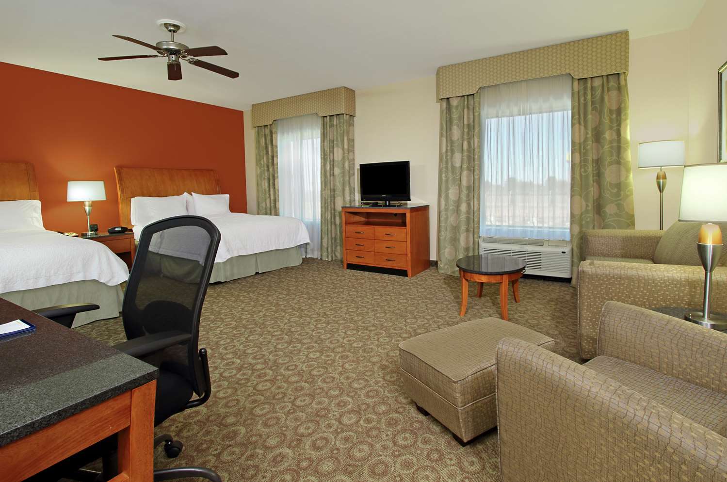 hampton inn and suites buffalo