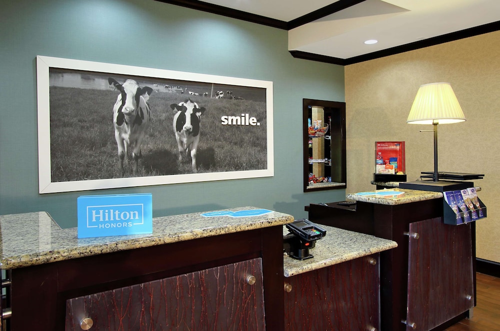 hampton inn and suites buffalo