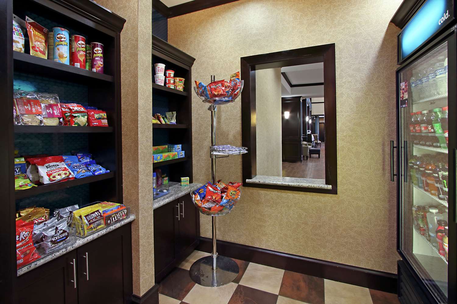 hampton inn and suites buffalo