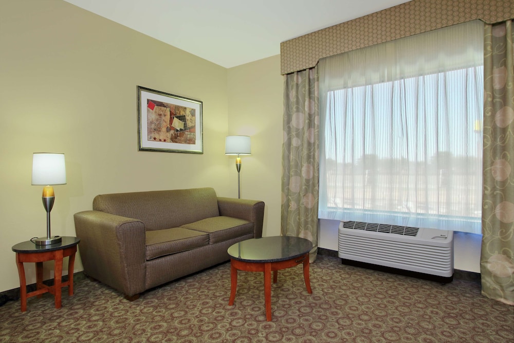 hampton inn and suites buffalo