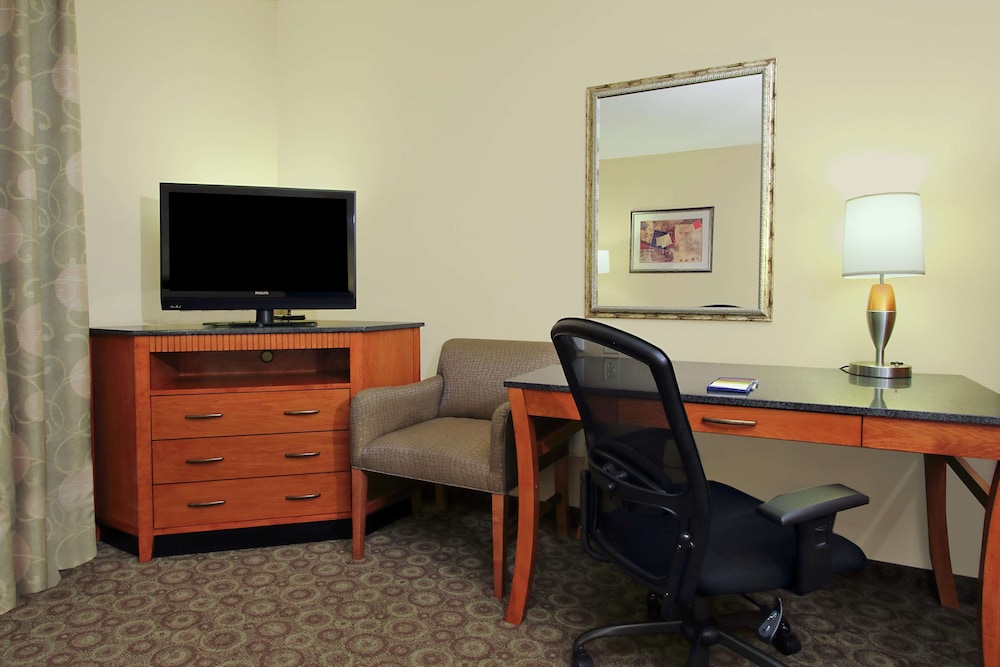 hampton inn and suites buffalo