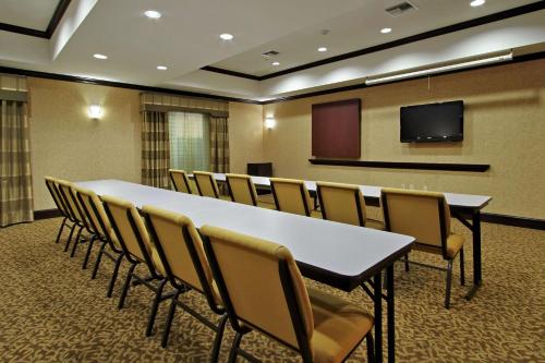 hampton inn and suites buffalo